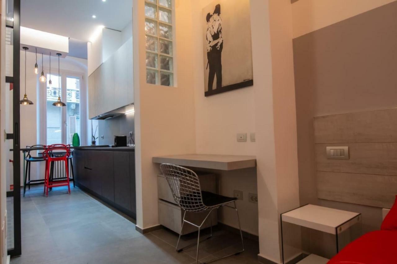 Banksy - Arte In Centro Citta Apartment Парма Екстериор снимка